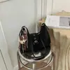 Bolso retro de axila estilo coreano, nuevo modelo de verano 2026, bolso de hombro de alto valor estético, bandolera casual, simple, de nicho para el día a día