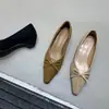 Sapatilhas retrô estilo coreano 2026, delicadas, com laço, bico fino, sola macia, versáteis para o trabalho, sapatilhas coreanas elegantes e estilosas