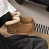 Botas de nieve para mujer, forradas de polar, botines estilo papa pequeña inspirados en Birkenstock, nueva colección de invierno 2025, engrosadas, lindas y peculiares botas de algodón, botas Martin