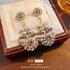 Brincos de Vidro Vintage com Studs de Diamante Redondos em Prata, Brincos de Luxo Leve de Alta Qualidade, Acessórios de Orelha Femininos Estilosos e Modernos
