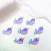 Decorações de unha de baleia do oceano, sonhadoras e translúcidas: Encantos de unha, brincos e enfeites de resina de narval em degradê de desenho animado