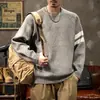 Suéter de tricô com blocos de cor estilo americano para a primavera, gola redonda, moderno, versátil, nova malha casual para homens, suéter de caimento solto