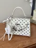 Bolsa de Mão de Nicho Estilo Coreano para Mulheres, Nova Moda 2026 Elegante Bolsa Quadrada Pequena de Ombro para o Dia a Dia e Uso Transversal