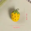 Acessórios de frutas 3D com enchimento de algodão para presilhas de cabelo, acessórios de cabelo infantis fofos, pingentes de morango em desenho animado, acessórios de joias de resina
