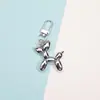 Llavero de Perro Globo Colorido Lindo Colgante de Dibujos Animados Acrílico Correa para Teléfono Color Dopamina Accesorio para Bolsos para Mujeres
