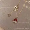 Collar para vestido pequeño V Jinbaoge con abanico blanco de nácar de doble capa, chapado en oro rosa de 18 quilates, tallado finamente con CNC, venta al por mayor para mujeres
