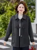 Nueva colección transfronteriza otoño/invierno: Blusas estilosas y casuales de manga corta para madres, disponibles en tallas grandes, adecuadas para mujeres de mediana edad y mayores, y perfectas como prenda exterior para primavera y otoño.