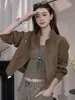 Chaqueta corta de estilo coreano para mujer, con cuello mao, abotonada y con cremallera, colección otoño 2026, corte holgado, versátil, adelgazante y casual
