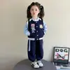 Conjunto de Outono para Meninas 2026 Novo Estilo Roupas Infantis Estilo Coreano Roupa para Bebê Menina Outono Única Linda Roupas Super Quentes para Crianças