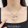 Collar con Colgante de Corazón Transparente Estilo Coreano Diseño de Nicho Accesorios Dulces y Frescos Cadena para Suéter Versátil Gargantilla de Alta Gama Nuevo Estilo