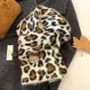 Bufanda de Punto con Estampado de Leopardo para Gato para Mujer Invierno Sexy Moderna Cálida Engrosada a Prueba de Frío Bufanda para el Cuello para Estudiantes