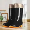 Botas de chuva de algodão com forro de fleece antiderrapante de cano alto, galochas de borracha impermeáveis, botas de água tipo slip-on para mulheres, botas quentes de inverno para cozinha para adultos