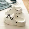 Versátiles y ElegantesModa de Verano para Ir al Trabajo Zuecos de EVA con Lindo Diseño de Gato, Pantuflas Transpirables de Punta Cerrada que Aumentan la Altura