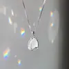 Colar Bud de calcedônia branca simulada feminino nicho verão amigas corrente clavícula moda pequeno fresco pingente tulipa