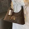 Bolso de Hombro Individual de Gama Alta, Nicho Retro, para Mujer, Nuevo Estilo Primavera 2026, Tote Grande de Gran Capacidad para Viaje, Bolso Cruzado