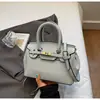 Bolsa de Couro de Alta Qualidade, Elegante e Versátil para Mulheres, Nova Moda Primavera 2026, Bolsa de Ombro Simples, Bolsa Transversal Tendência para o Dia a Dia