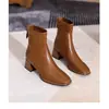 Botines Blancos de Mujer Otoño/Invierno 2026 Botas Versátiles de Tacón Medio Grueso Tacón Alto Botas Estrechas de Celebridad de Internet Botas Chelsea para Mujer