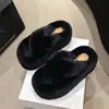 Otoño Invierno 2026 Pantuflas de Algodón Moda con Nuevo Estilo Moda Hogar Pantuflas de Piel Cruzadas Suela Gruesa Para Exteriores Felpa Una Correa