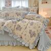 Juego de cuatro piezas de funda de cama de terciopelo de leche engrosado para invierno Terciopelo de doble cara Terciopelo coral Sábanas de cama Funda de edredón Encaje Ropa de cama estilo princesa