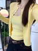 Conjunto de duas peças em fio cardado estilo coreano, puro e atraente, com cardigã de tricô e regata, adequado para primavera e outono, versátil, modelador e moderno conjunto feminino