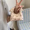 Bolso de Lunares Exquisito y de Moda de Nicho para Mujer 2026 Nuevo Modelo Mini Bolso Cruzado Versátil Billetera Pequeña Bolsa Tote para Salidas