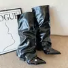 Botas apiladas fruncidas de moda estilo coreano para mujer, nuevas botas altas de punta para otoño e invierno 2026, elegantes botas largas para pierna de pantalón