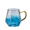 Taza de vidrio coloreado con forma de diamante, creativa, moderna, para el hogar, de alto valor cromático, de borosilicato resistente al calor, con forma de diamante.