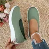 Sapatos para Mulheres 2025 Verão Novo Estilo Boca Rasa Slip-On Respirável Tamanho Grande Sapatos Casuais Transfronteiriços Solado Macio Sapatos de Mãe