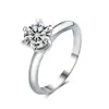 Suministro de fábrica anillo de plata de ley S925 bañado en platino de 1 quilate simple lujo ligero clásico chic de diamantes para mujer productos genuinos