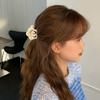 Elegante pinza para el cabello con flor de camelia de estilo francés, linda pinza para el cabello con textura esmerilada, pinza para el cabello para niña, pinza para el cabello para la parte posterior de la cabeza
