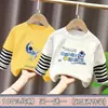 Camiseta Listrada Patchwork de Manga Longa Infantil, Modelo Novo Estiloso e Moderno para Meninos, Algodão Puro, Caimento Solto, Camiseta Base Top para Primavera e Outono