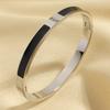 Pulsera de Diamantes Pequeños con Hebilla de Tres Diamantes de Goteo de Aceite Japonesa y Coreana Acero de Titanio Chapado en Oro Real de 18 Quilates Pulsera Versátil de Moda para Mujer que No se Desvanece