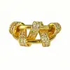 Anillo Abierto de Lujo de Gama Alta Accesible Apilable Medieval Vintage Full Zirconia Cúbica Microincrustada Anillo Personalizado de Nicho para Mujer