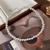 Colar de Pérolas Cinzas Vintage, Estilo Ni Ni, Corrente para Clavícula de Suéter de Luxo Leve de Nicho, Choker Simples de Pérolas Cinzas Acessório, Moderno