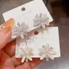 Pendientes Geométricos de Circonita con Pétalos Frescos, Diseño Estilo Coreano, Elegantes y Modernos, Pendientes Versátiles, Nuevos Accesorios para Orejas de Moda