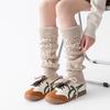 Sapatos e Algodão 2025 Outono e Inverno Novo Aquecedores de Perna Tricotados em Torcido em Forma de Diamante Estilo Japonês Meias Folgadas de Menina Dongdaemun