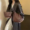 Bolso de mano tipo cesta para verduras con patrón tejido, bolso de hombro de mujer moderno de gran capacidad, nuevo modelo 2026, bolso tipo cubo retro simple