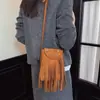 Bolso Casual de Un Hombro Color Sólido Personalidad Remaches Bolsita para Teléfono Color Sólido Borlas Estilo Bohemio Bolso Cruzado