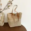 Nova Bolsa de Ombro de Grande Capacidade 2026, Bolsa de Praia Tendência da Primavera, Bolsa de Mão Versátil Fashionável Retrô de Nicho