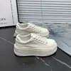 Zapatillas Blancas de Cuero Suave Galaoya con Suela Gruesa para Mujer, Nuevo Estilo Delgado Verano 2025, que Aumentan la Altura, Transpirables, Casuales