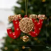 O novo pingente de PC de árvore de Natal vermelha pintada da Shengyuan para decorações de Natal DIY e penduricalhos de janela está disponível para atacado.