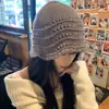 Chapéu Quente de Outono e Inverno Estilo Coreano para Mulheres, Proteção para Orelhas, Espessado, Circunferência da Cabeça Grande, Renda, Macio, Emagrecimento Facial, Chapéu de Pescador com Aba Pequena
