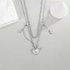 Nicho Design Sense High-grade Love Colar Mulheres Moda Requintada Elegante All-match Dupla camada Cross Light Clavicle Chain Luxo