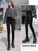 Pantalones de maternidad para exteriores, leggings para primavera y otoño, jeans engrosados con forro polar, ropa de maternidad de talla grande con soporte para el vientre para el embarazo de otoño
