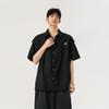 Camisa Desconstruida Retro Americana de Manga Corta para Hombre Verano 2025 Nueva Moda Marca Trendy Guapo Hebilla Metálica Nicho Camisa de Media Manga