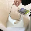 Bolso de axila para mujer de alta gama, gran capacidad, nuevo, de nicho, verano 2026, acolchado, con cadena, de hombro cruzado, a la moda, para mujer