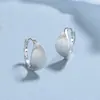 Aretes de Hoja para Mujer Plata de Ley 925 Nueva Moda Pequeño Fresco Aro de Oreja Simple Versátil Ins Joyería de Oreja Elegante