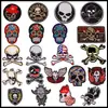 Gran Venta Procesamiento Calavera Bordado Pegatinas de Tela Estilo Punk Accesorios para Ropa Insignias Bordadas por Computadora Parches Pegatinas Accesorios de Joyería