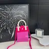 Mini Bolsa Pequena Portátil de Verão 2024 Nova Popular Transversal Tecida de Crochê Nicho Bolsa para Celular