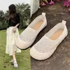 Zapatos bajos de malla transpirable para mujer, nuevos zapatos de malla hueca de verano, sandalias perforadas, mocasines de suela blanda, zapatos Mary Jane